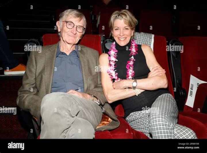 Wendie Malick Biography, Age, Husband, Films & Net Worth